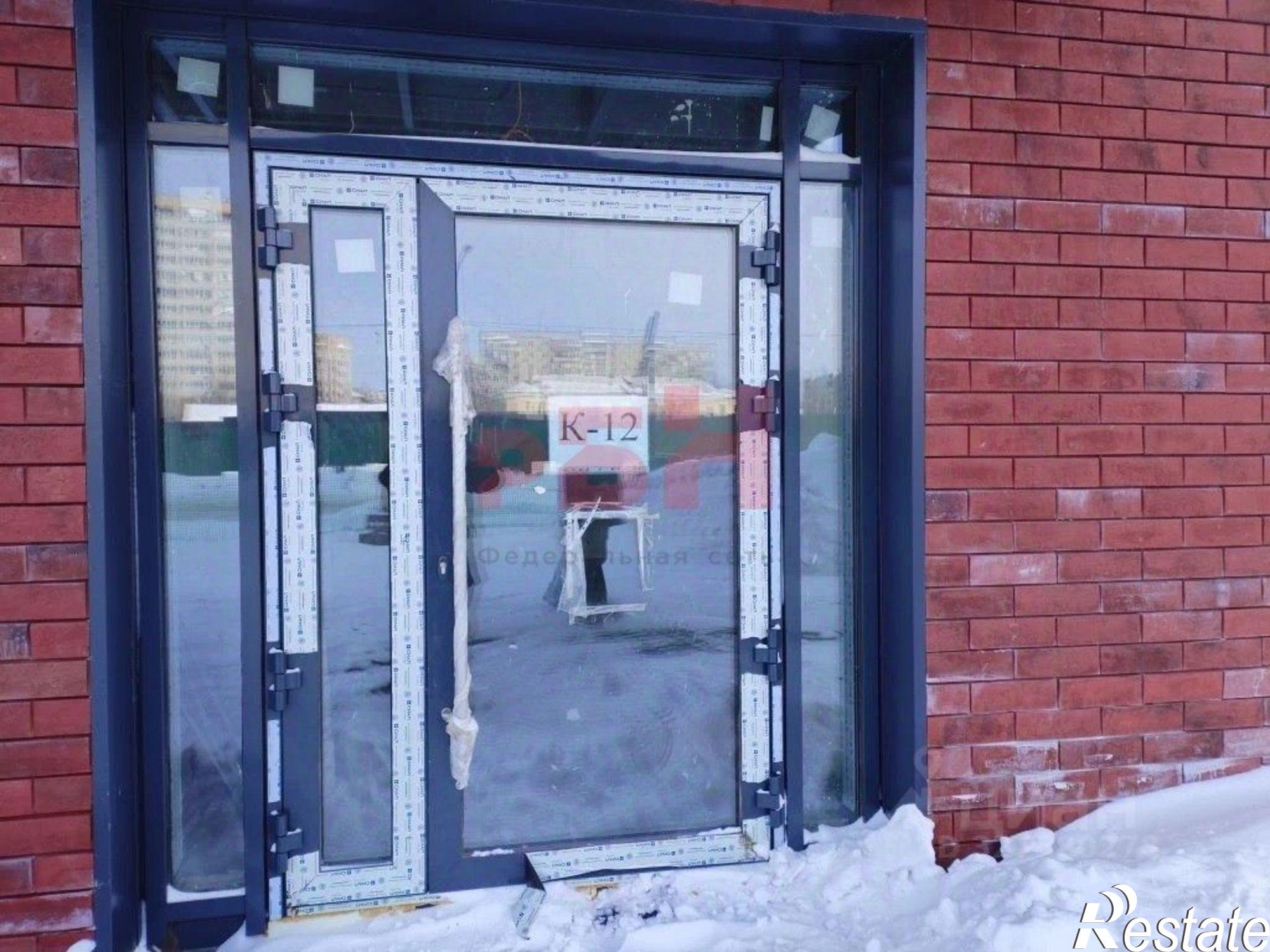 Купить торговое помещение за 37 260 000 рублей на Корабельный проезд, 5