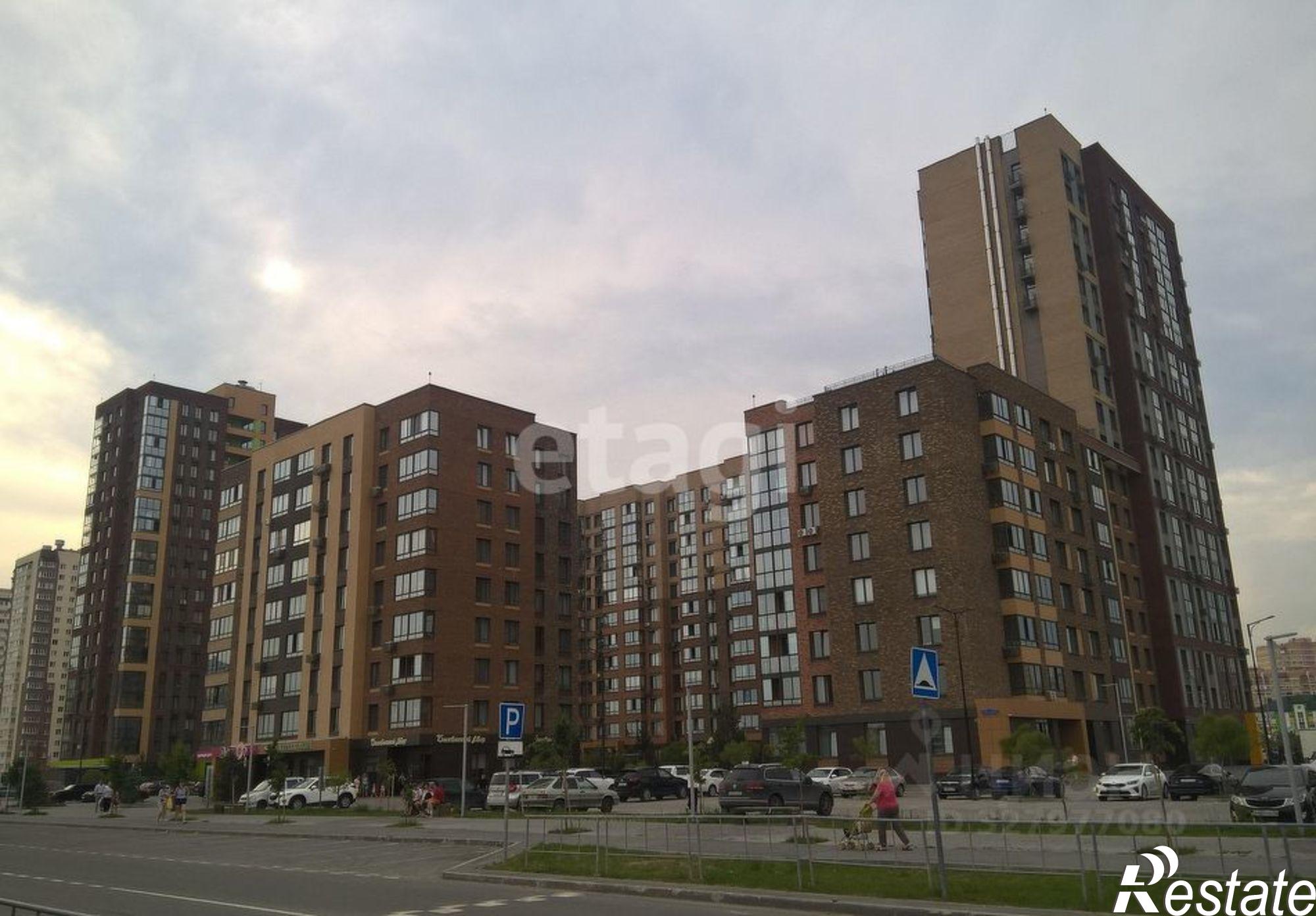 Купить складское помещение за 195 834 рублей на ул Фармана Салманова, 12