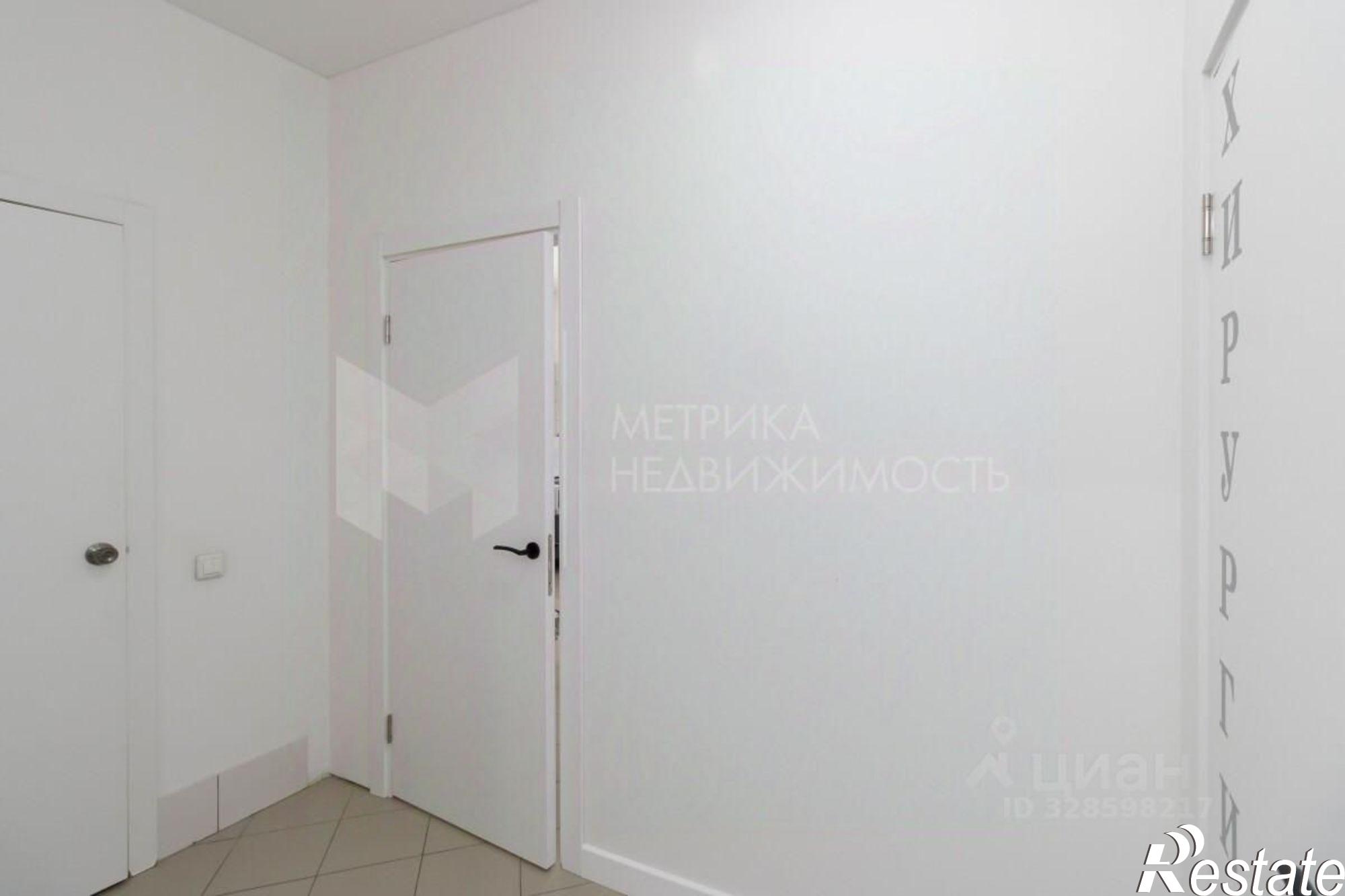 Купить торговое помещение за 20 468 100 рублей на ул Дмитрия Менделеева, 7