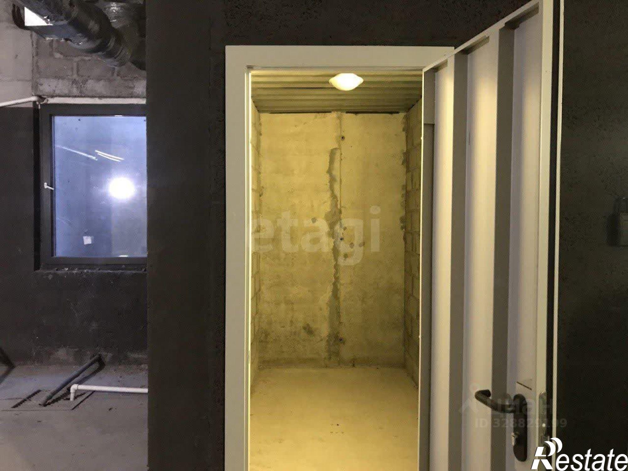 Купить складское помещение за 637 255 рублей на улица Газовиков