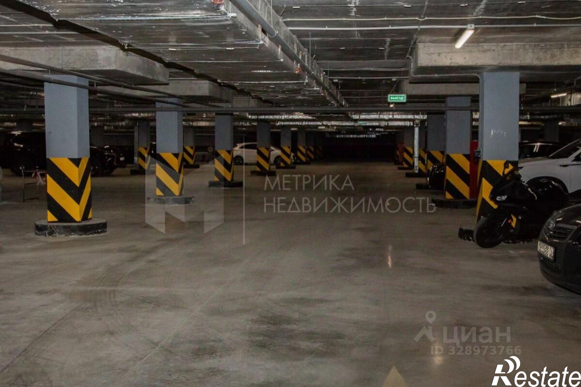 Купить гараж, место в паркинге за 225 000 рублей на ул Велижанская, 44