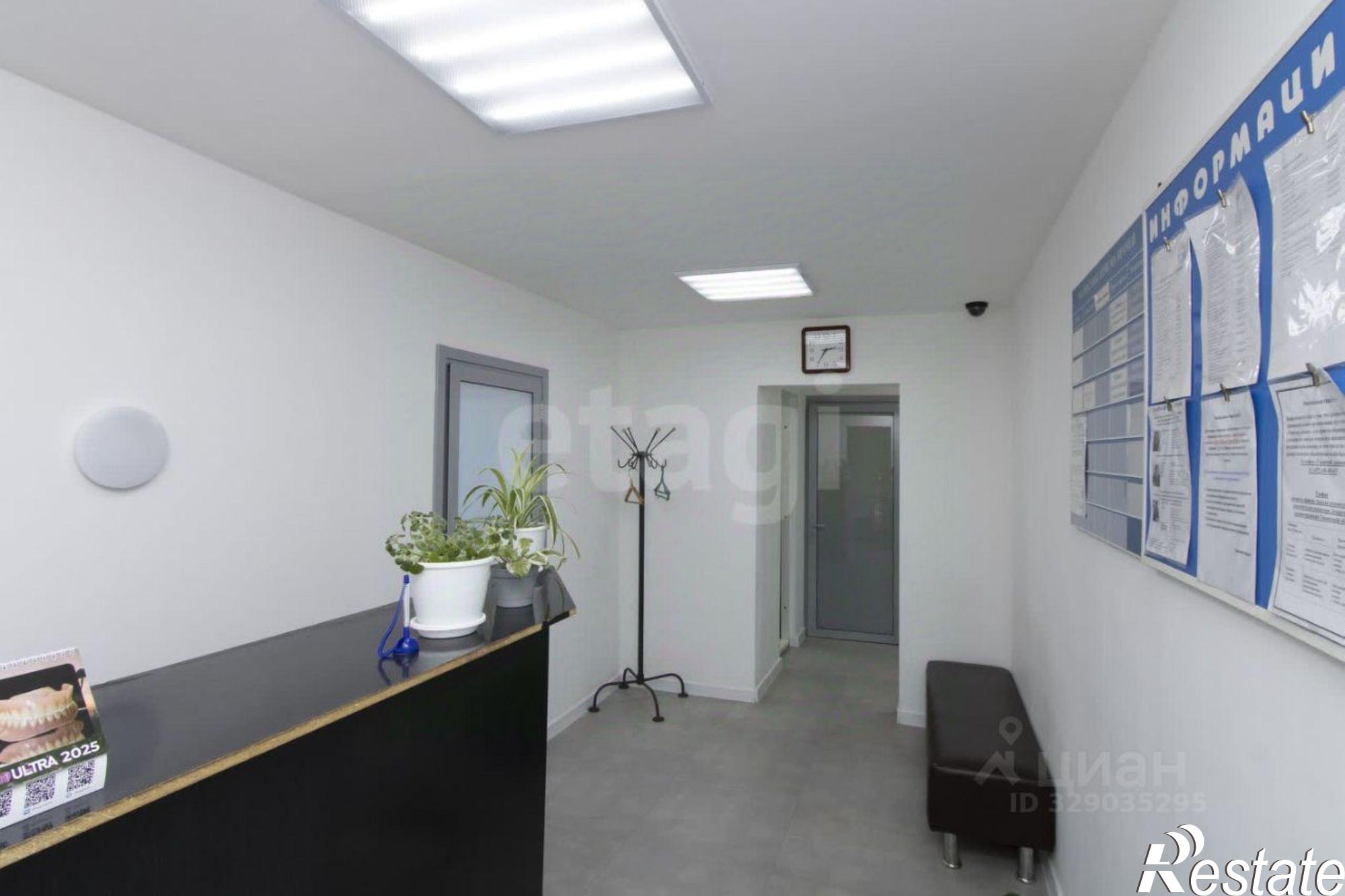 Купить офис, помещение под офис за 10 936 400 рублей на ул Мельникайте, 115