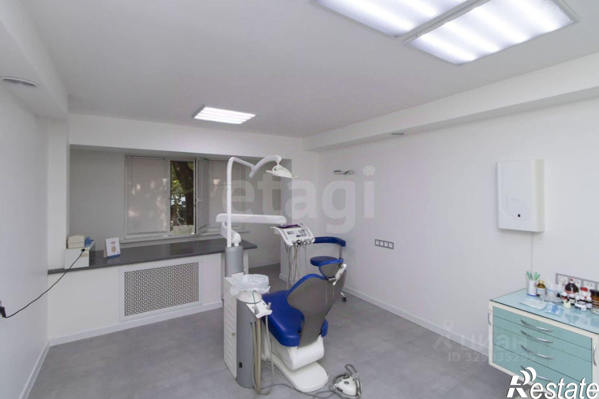 Купить офис, помещение под офис за 10 936 400 рублей на ул Мельникайте, 115