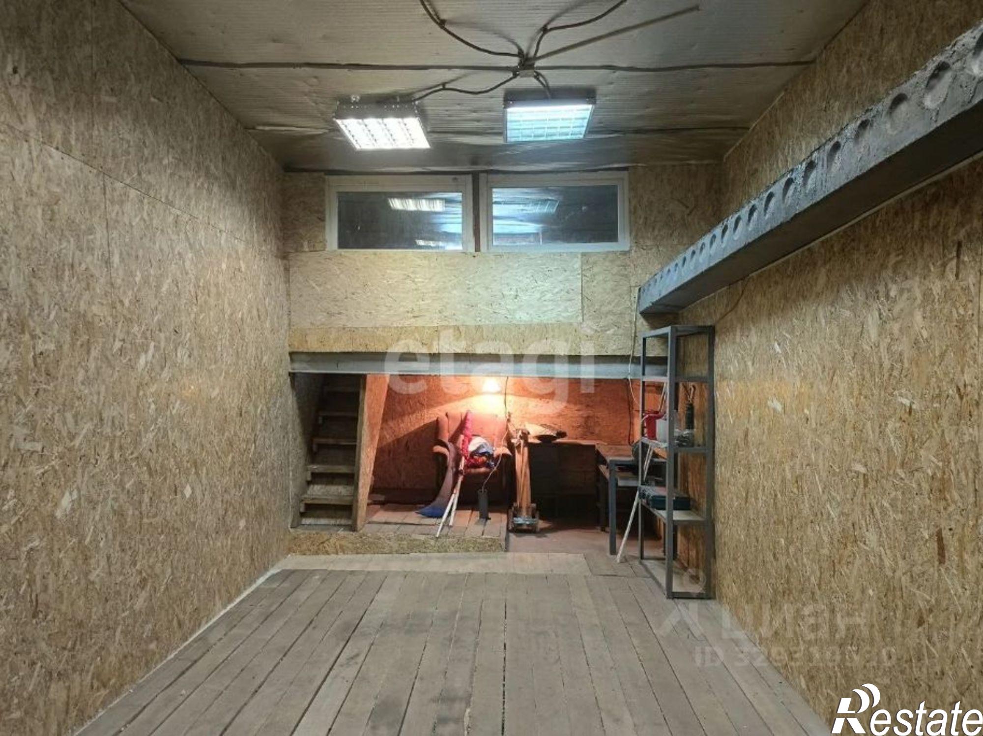 Купить гараж, место в паркинге за 1 000 000 рублей на улица Домостроителей