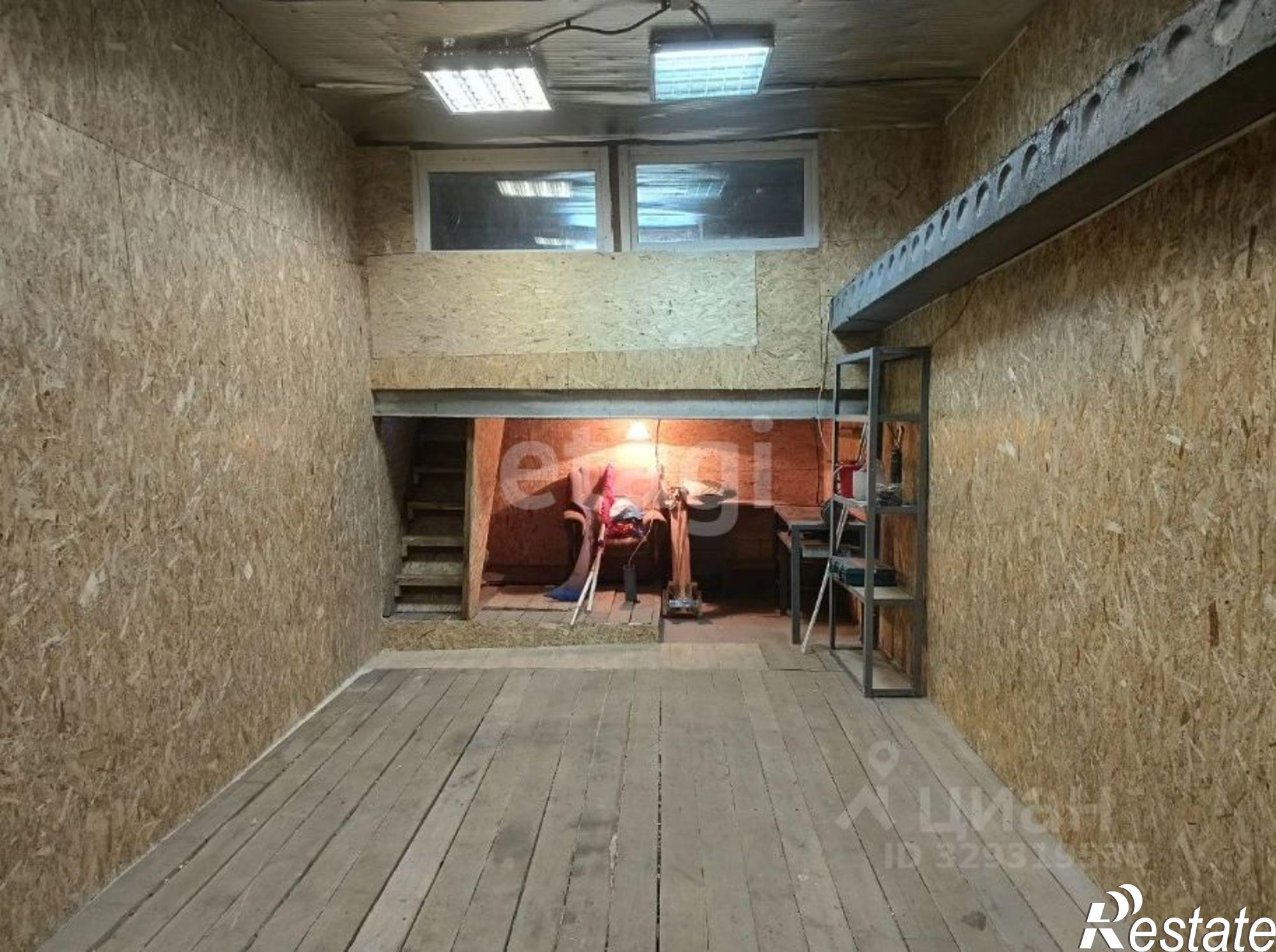 Купить гараж, место в паркинге за 1 000 000 рублей на улица Домостроителей