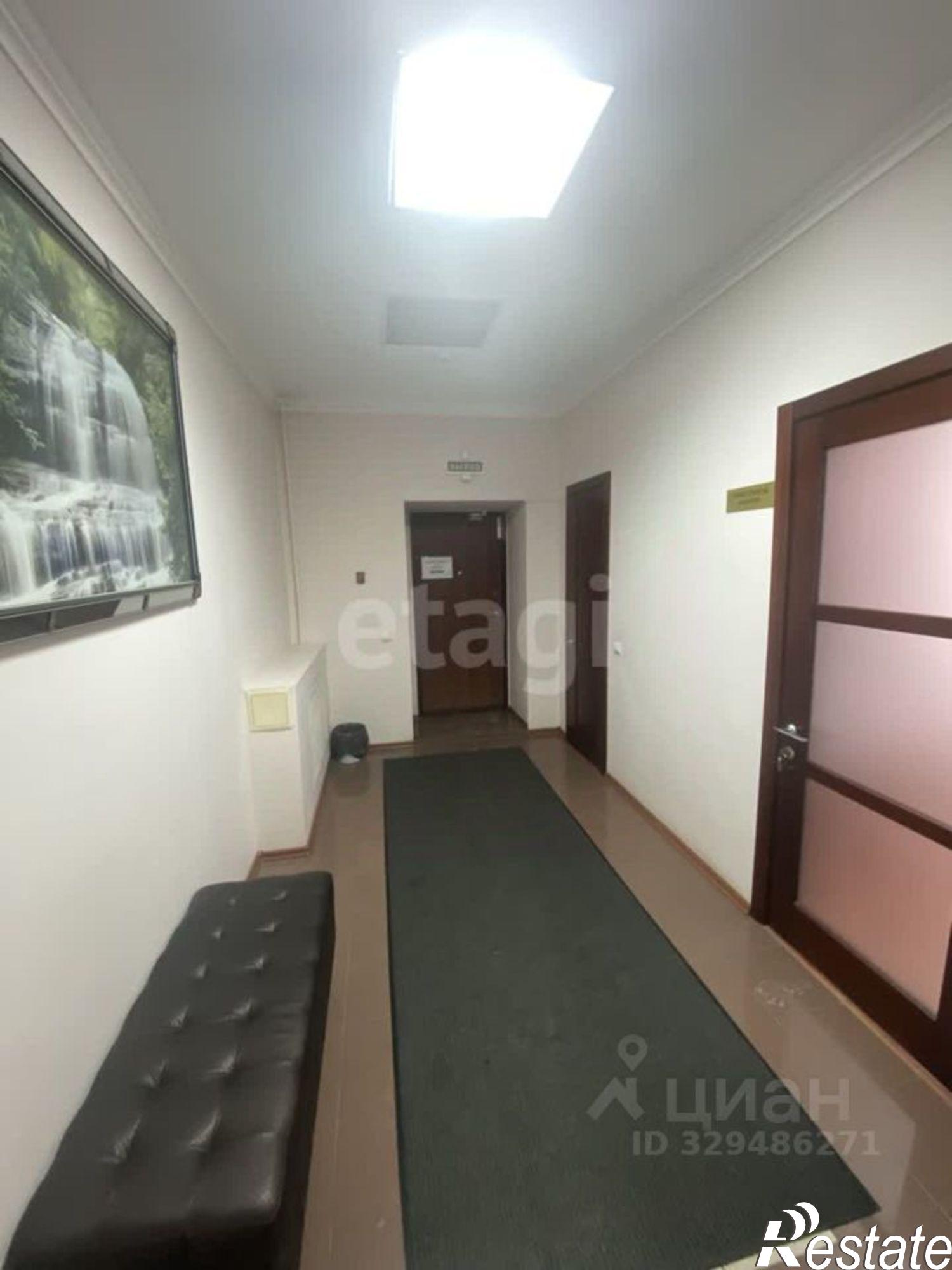 Купить офис, помещение под офис за 27 466 100 рублей на улица Льва Толстого, 9