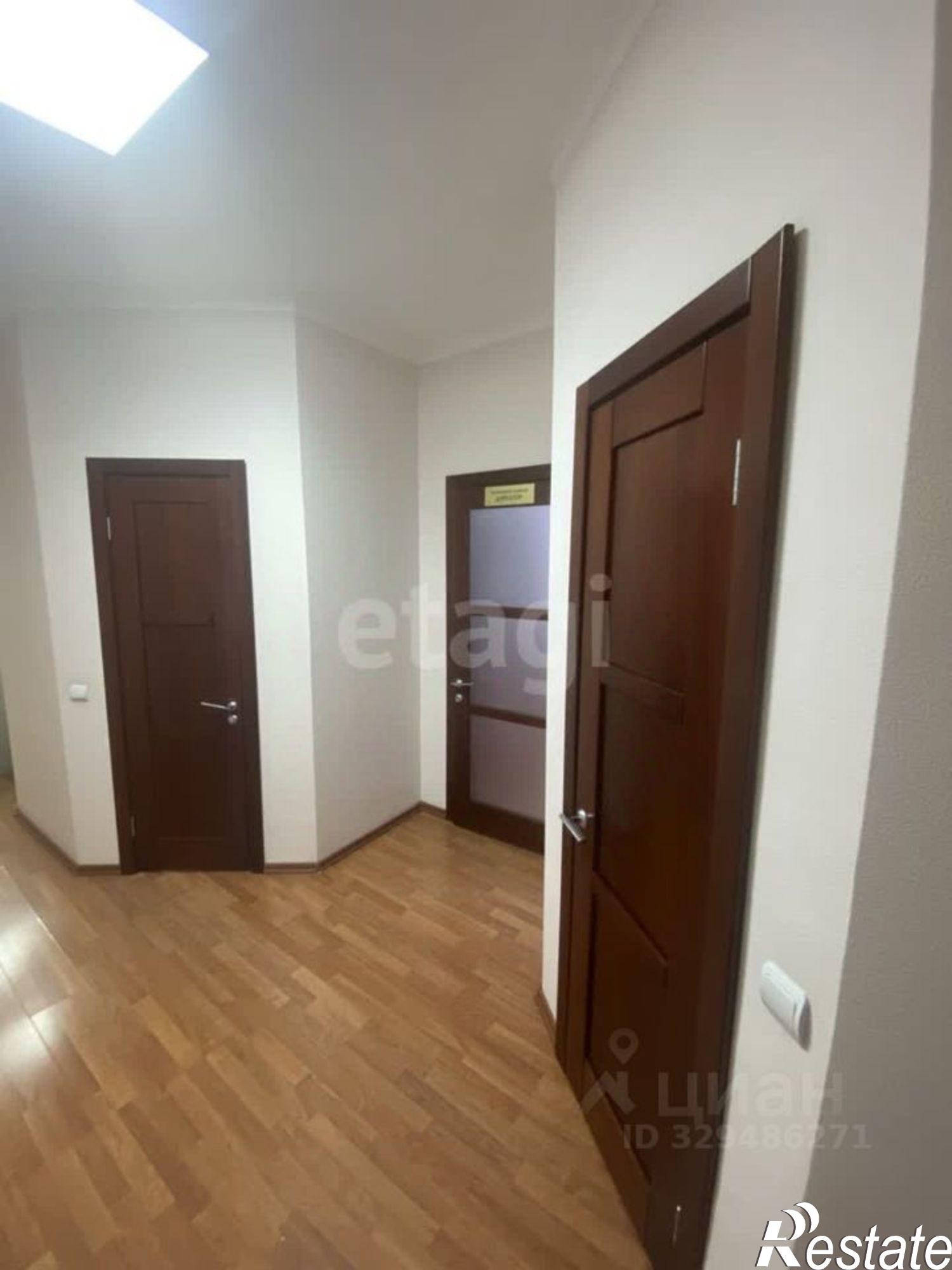 Купить офис, помещение под офис за 27 466 100 рублей на улица Льва Толстого, 9