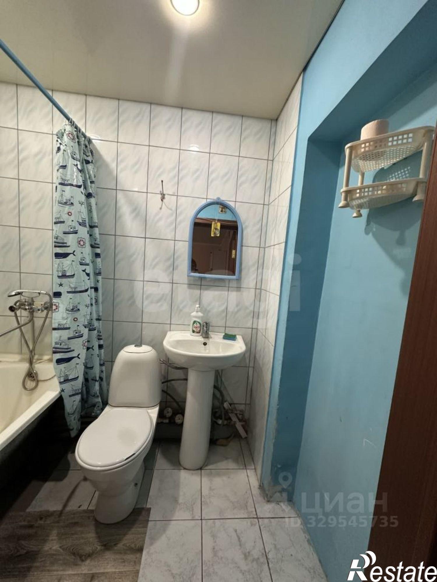Купить комнату за 2 285 000 рублей на улица Республики, 248