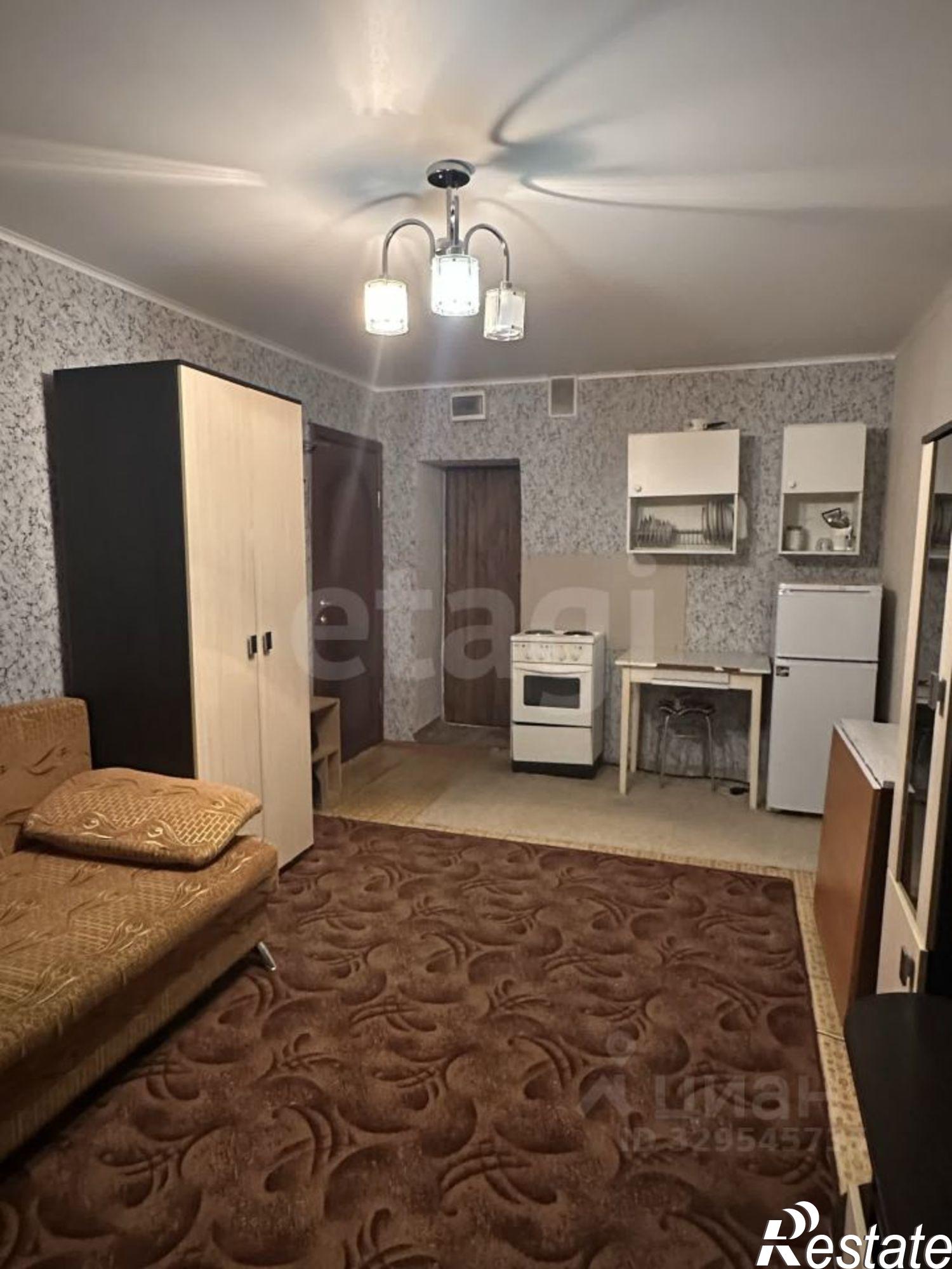 Купить комнату за 2 285 000 рублей на улица Республики, 248