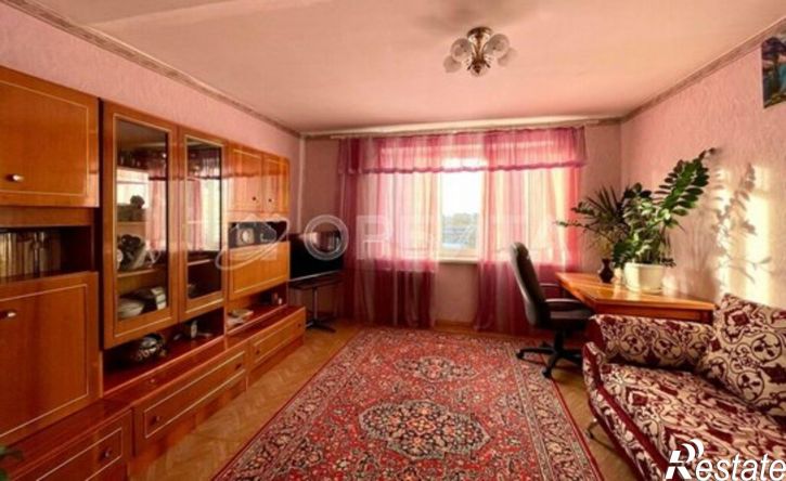 3-комн квартира улица 50 лет Октября, 68,  д. 68