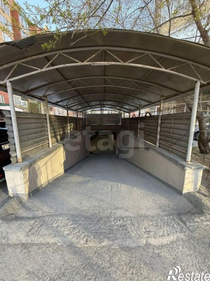 Гараж/парковка улица Грибоедова, 13 к3,  д. 13 к3
