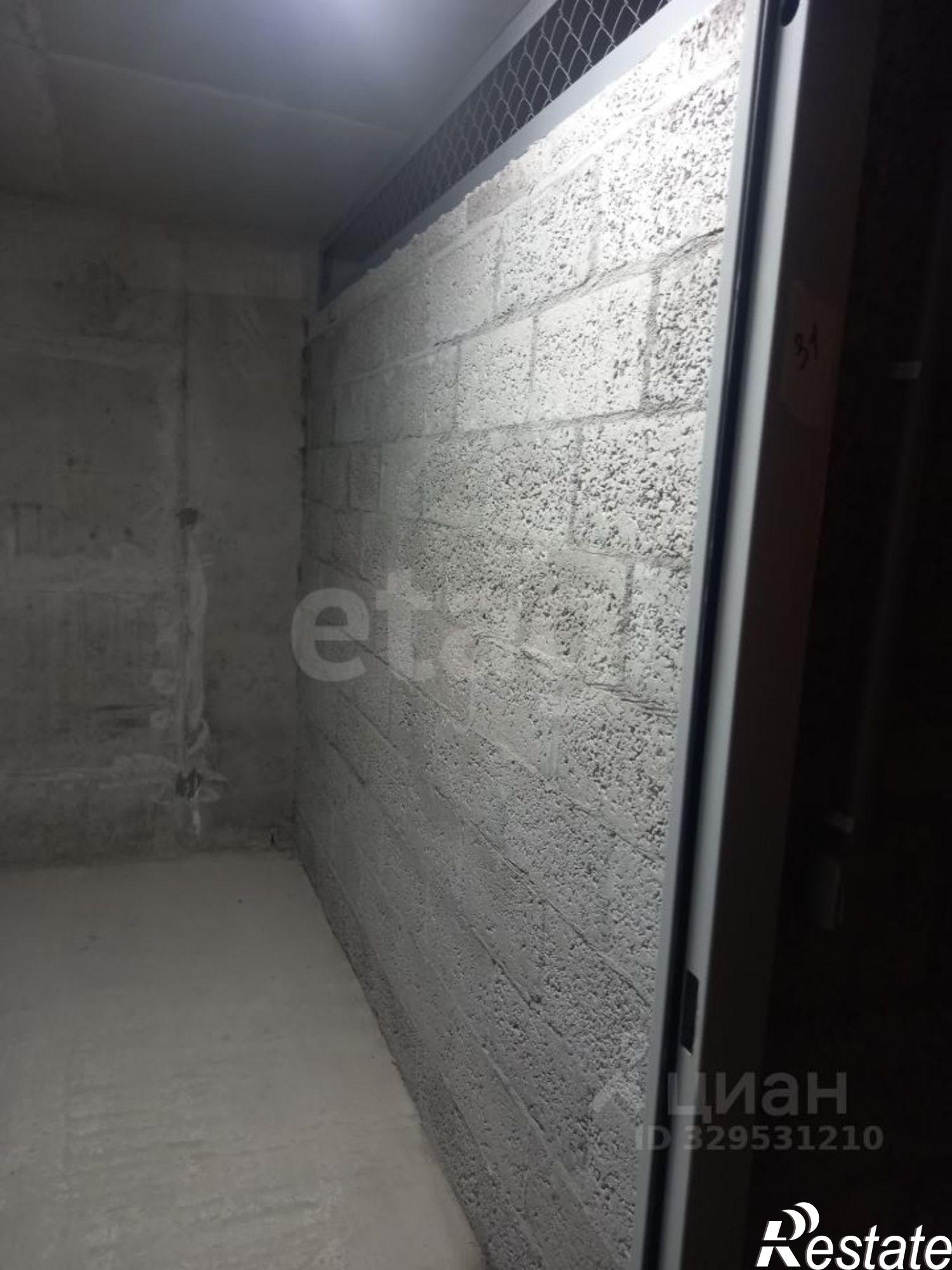 Купить складское помещение за 444 448 рублей на Заполярная улица, 3