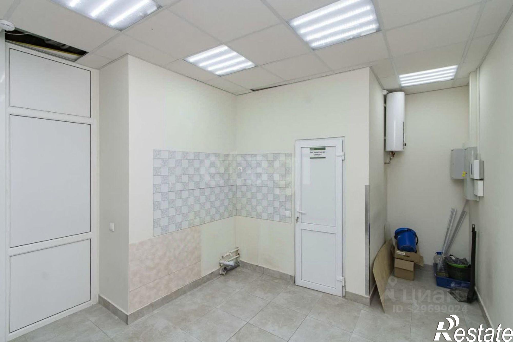 Купить торговое помещение за 10 224 000 рублей на улица Мельникайте, 107