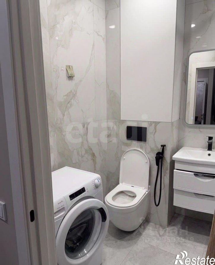 1-комн квартира улица Пожарных и спасателей, 1,  д. 1