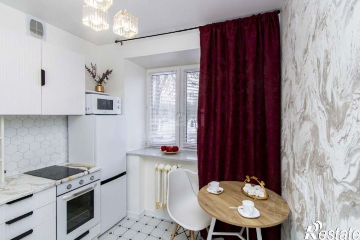 2-комн квартира ул Мельникайте, 103,  д. 103