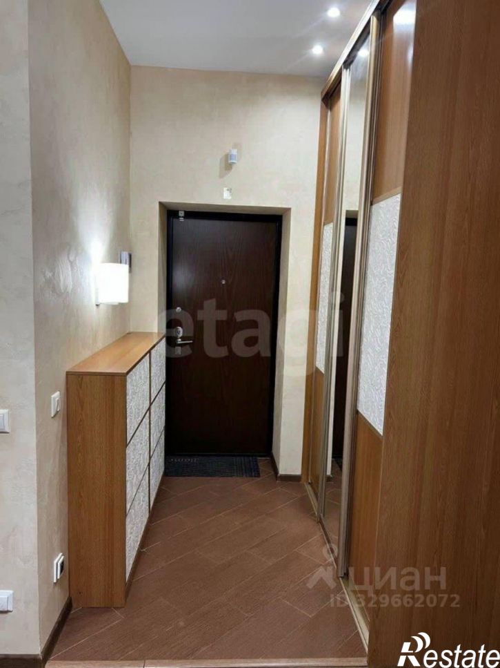 3-комн квартира улица Валерии Гнаровской, 12 к1,  д. 12 к1