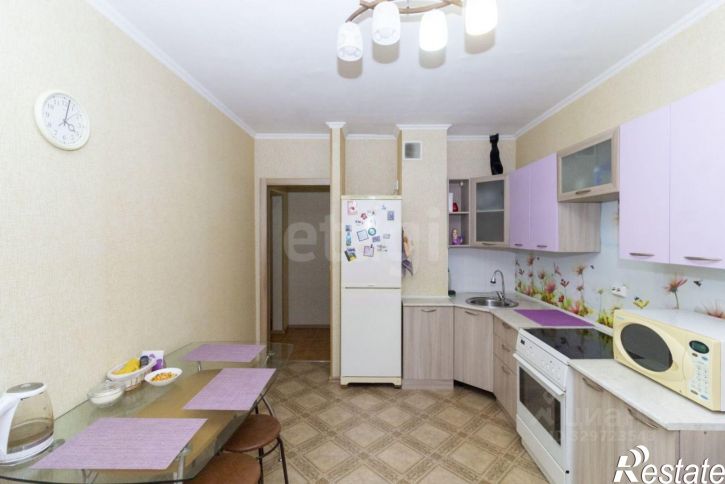 1-комн квартира улица Александра Протозанова, 10,  д. 10