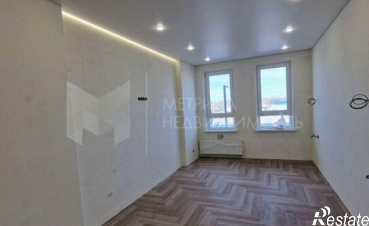 3-комн квартира улица Сергея Свиридова, 5,  д. 5