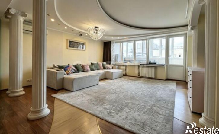 3-комн квартира ул 8 Марта, 2,  д. 2