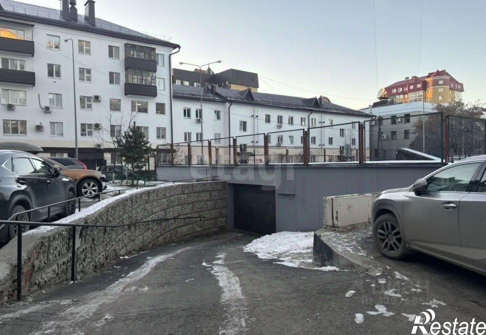 Купить гараж, место в паркинге за 2 620 000 рублей на ул Ленина, 38/1