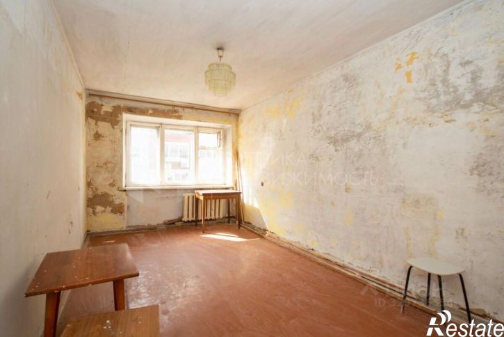 2-комн квартира улица Александра Матросова, 27,  д. 27