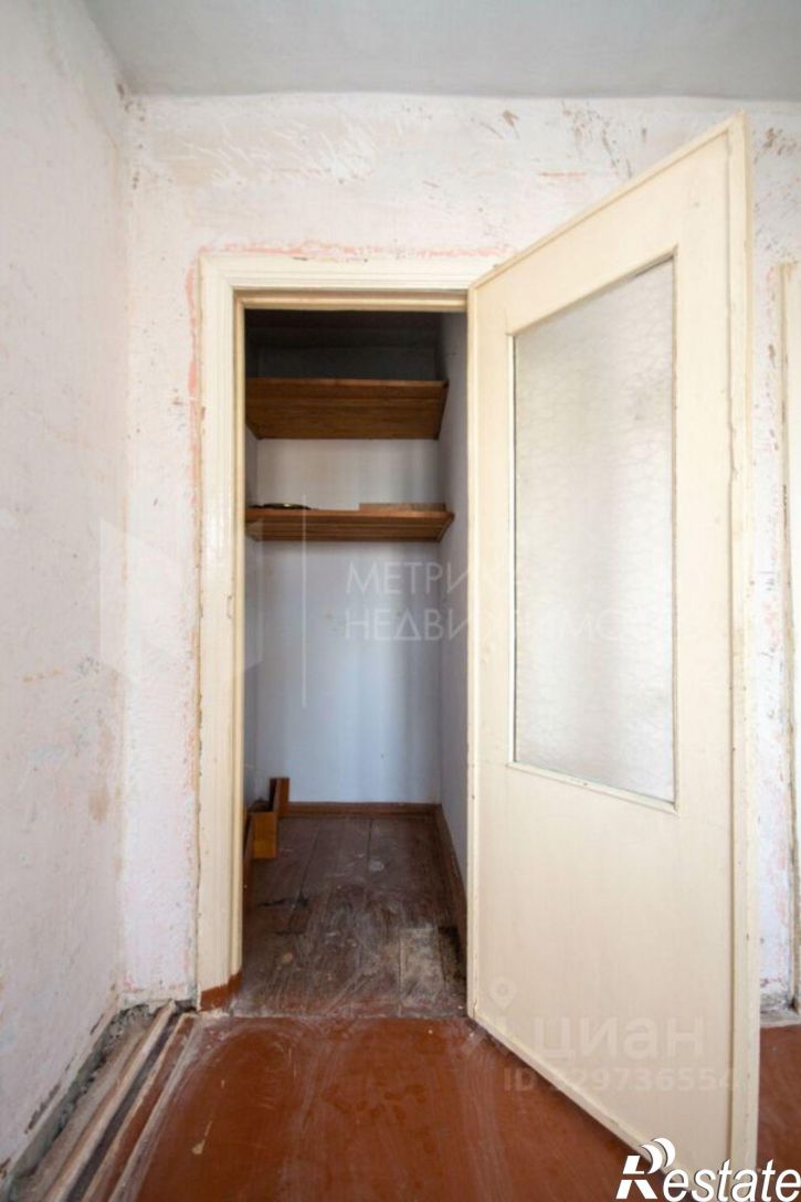 2-комн квартира улица Александра Матросова, 27,  д. 27
