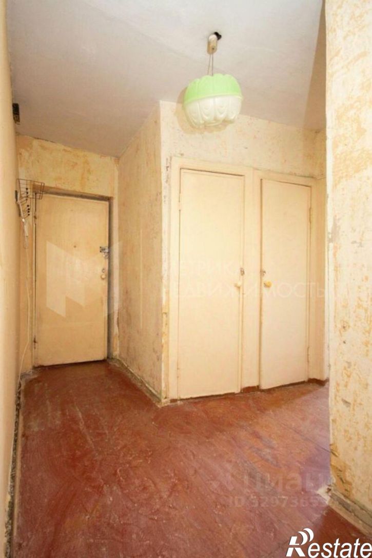2-комн квартира улица Александра Матросова, 27,  д. 27