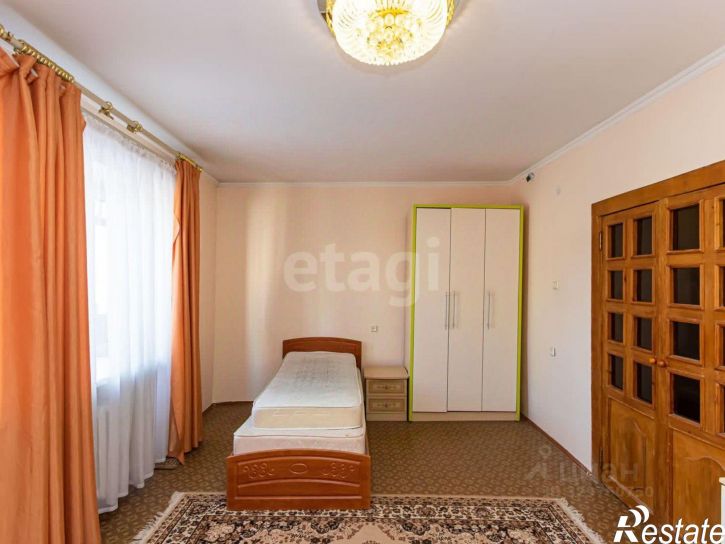 3-комн квартира улица Николая Чаплина, 113/2Б,  д. 113/2Б