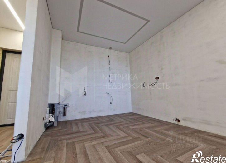 3-комн квартира ул Сергея Свиридова, 5,  д. 5