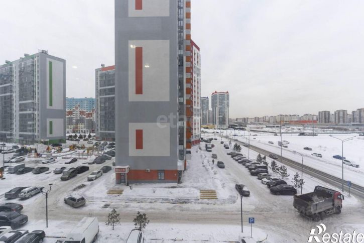 3-комн квартира улица Николая Никитина, 2,  д. 2