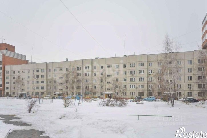 3-комн квартира улица Демьяна Бедного, 104,  д. 104