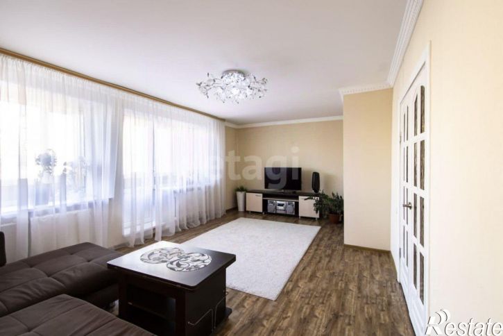 2-комн квартира улица Елизарова, 8,  д. 8