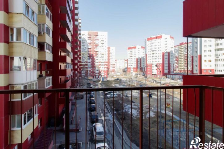 3-комн квартира улица Пермякова, 83 к1,  д. 83 к1