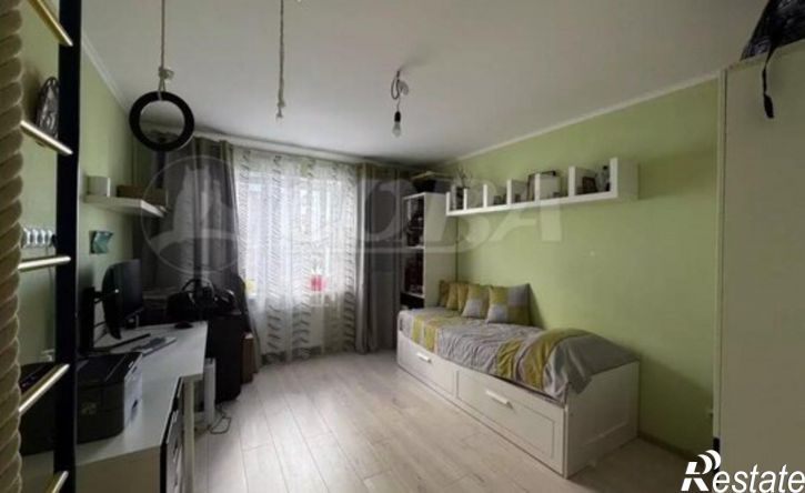 3-комн квартира улица Газовиков, 61,  д. 61