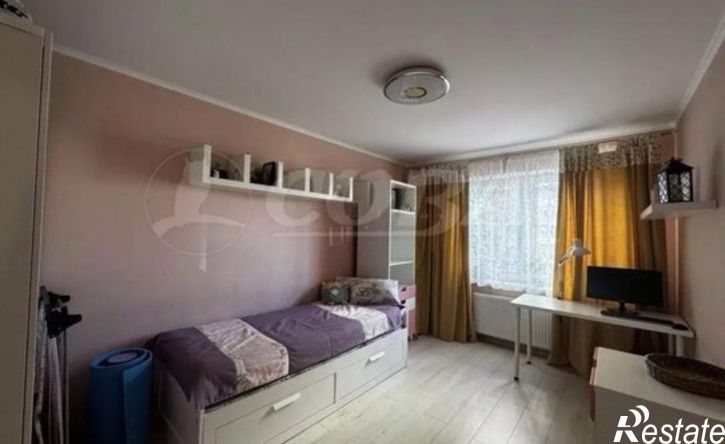 3-комн квартира улица Газовиков, 61,  д. 61