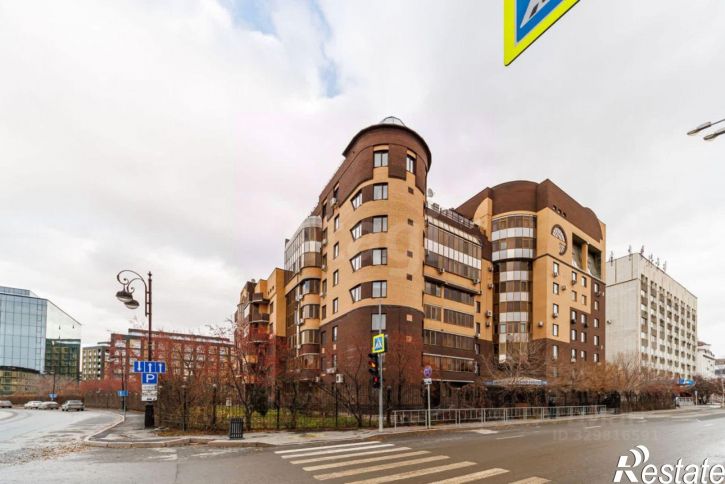 3-комн квартира улица Хохрякова, 45,  д. 45