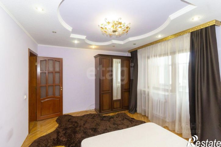 3-комн квартира улица Мельникайте, 132/1,  д. 132/1