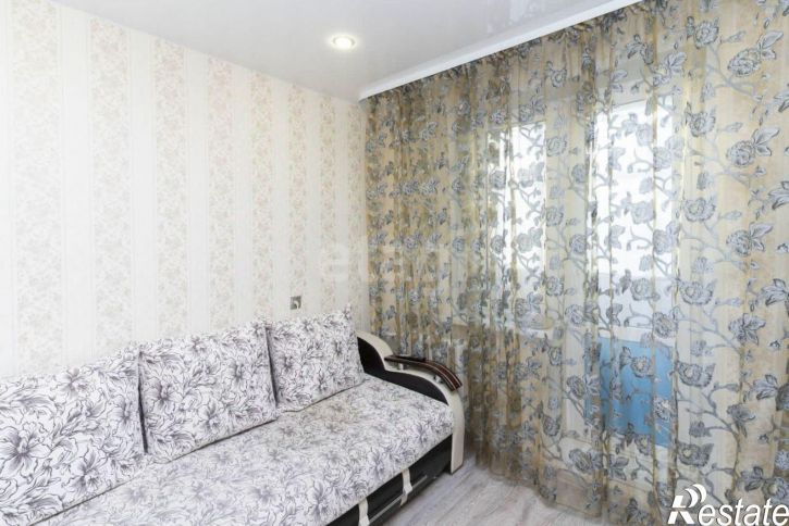 3-комн квартира улица Энергостроителей, 10,  д. 10