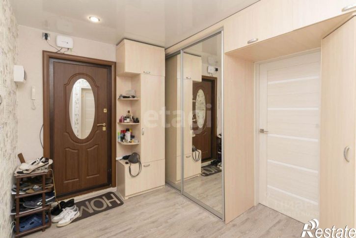 3-комн квартира улица Энергостроителей, 10,  д. 10