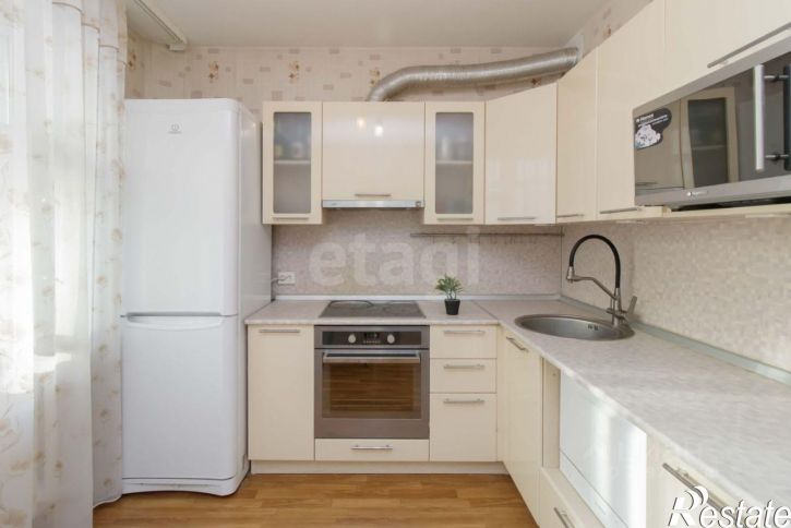 2-комн квартира улица Пермякова, 70 к1,  д. 70 к1