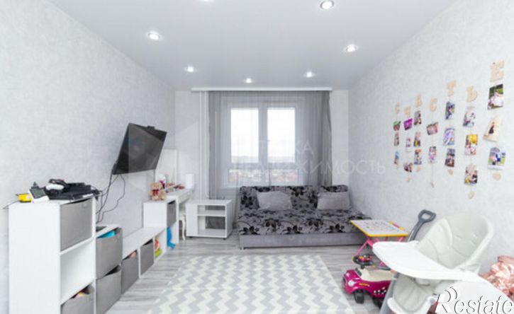 2-комн квартира ул Александра Протозанова, 8,  д. 8