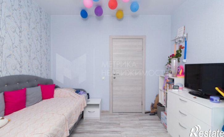 2-комн квартира ул Александра Протозанова, 8,  д. 8
