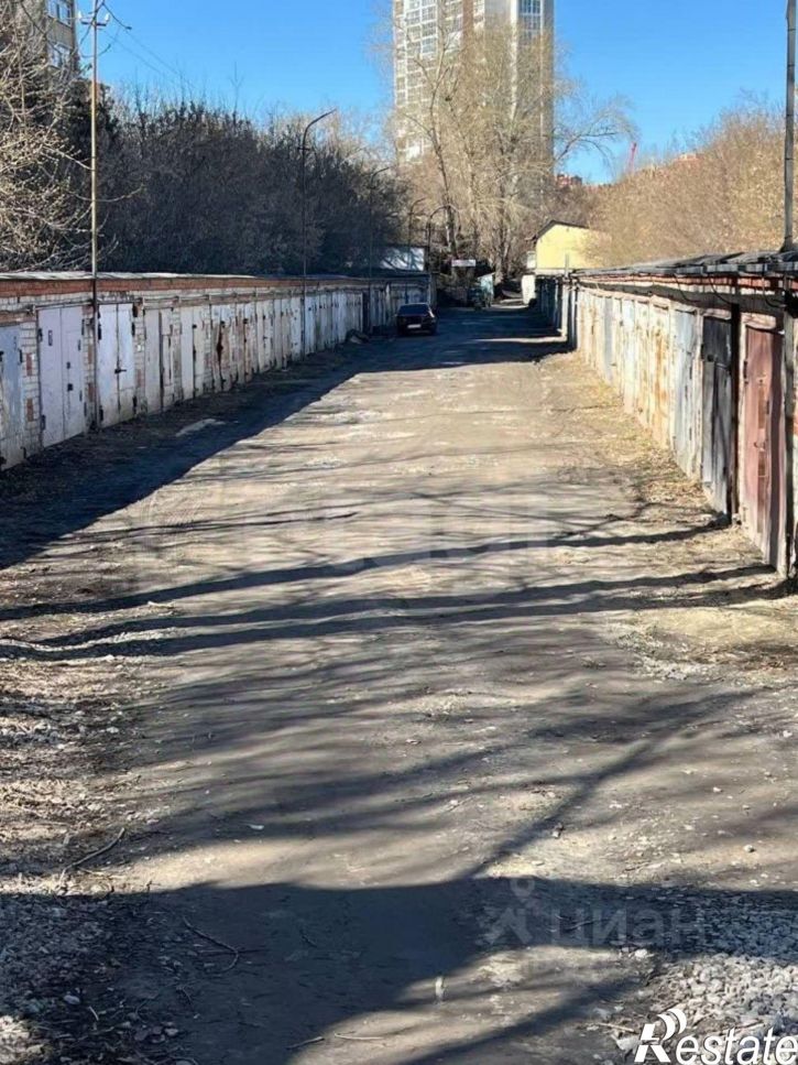 Гараж/парковка ул Максима Горького, 2,  д. 2