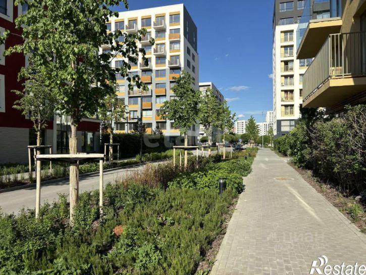 3-комн квартира ул Газовиков, 34 8,  д. 34 8,  к. 8