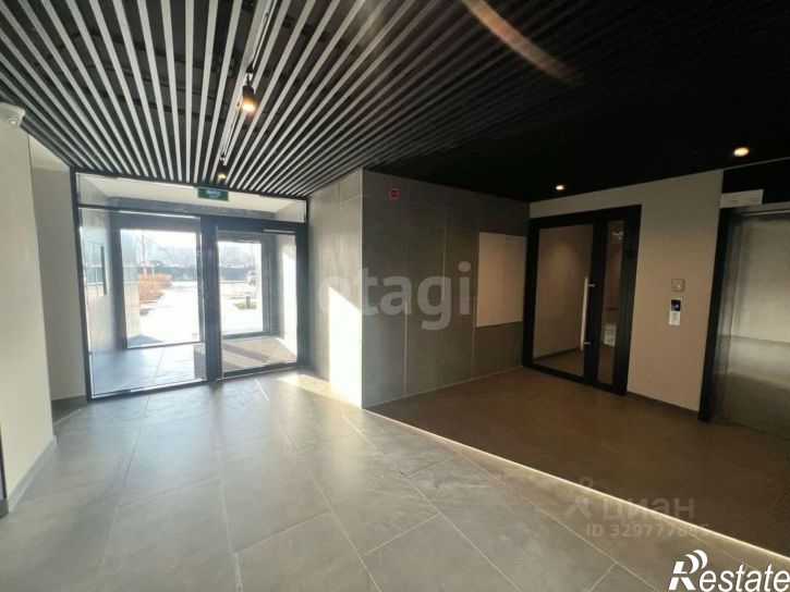 3-комн квартира ул Газовиков, 34 8,  д. 34 8,  к. 8