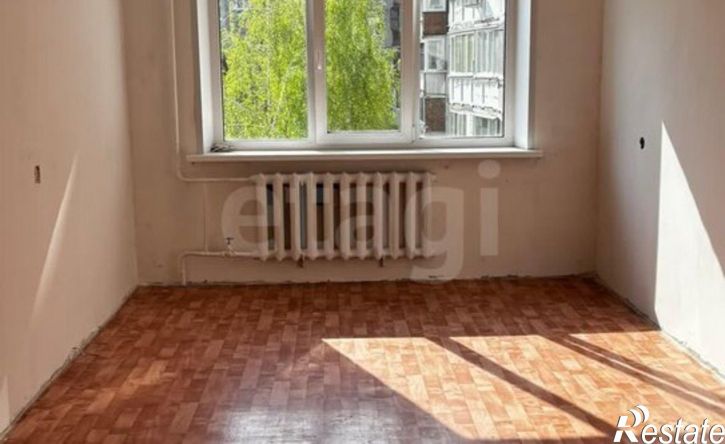 3-комн квартира ул Домостроителей, 18,  д. 18