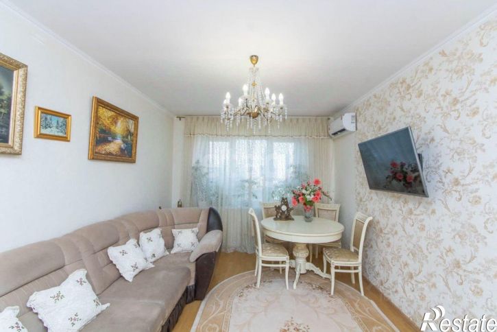 3-комн квартира ул Домостроителей, 12а,  д. 12а