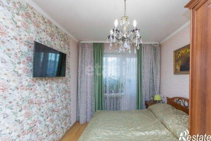 3-комн квартира ул Домостроителей, 12а,  д. 12а