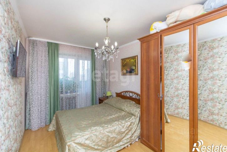 3-комн квартира ул Домостроителей, 12а,  д. 12а