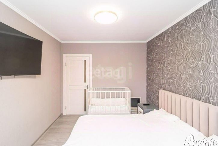3-комн квартира ул Кремлевская, 102,  д. 102